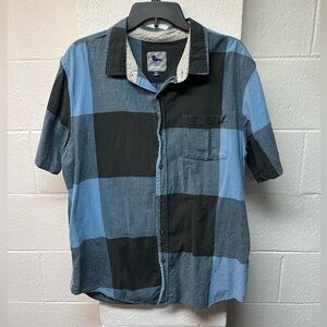 Modern Amusement Men's Blue Checkered Shirt. XL